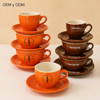 Vente en gros de tasses à café et soucoupes personnalisées avec logo américain, style moderne, en céramique, pour cappuccino et latte, avec logo pour café et restaurant