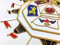 Delantal de rito escocés de grado de cuero simbólico rojo con bordes dorados Regalia Master Masons Delantal masónico hecho a mano