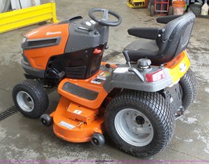 NEW HUSQVARNAS 430XH 24V 2-Stroke Industrial ROBOTIC LAWN MOWER Commercial Zero-Turn <b>125cc</b> <b>Engine</b> 100L Grass Box Cylinder Blade - Product Image 5