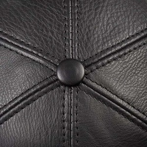 Gorras Trucker Unisex de Cuero Negro Impermeables con Logotipo Personalizado Bordado, Estilo Country de 6 Paneles, Alta Calidad - Product Image 4