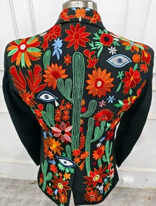 Costume de créateur noir pour hommes avec broderie florale rouille Costume formel sur mesure - Product Image 6