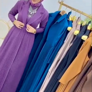 Abayas de haussement d'épaules haut de gamme pour femmes, élégantes et modestes, brodées à la main, robes traditionnelles de Dubaï en tissu respirant - Product Image 1