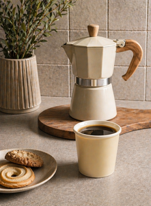 Set di 6 Tazze da Caffè Espresso in New Bone China Resistente, 9 cl (3 fl oz), Design Classico Minimalista, Colore Crema Trendy di Excelsa - Product Image 3