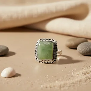 Bague de cocktail unisexe en argent 925 plaqué rhodium, style bohème vintage géométrique, avec sertissage clos de jade naturel, pour usage quotidien - Product Image 1