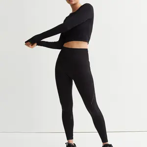 Großhandel Custom Design Frauen Fitness und Yoga Wear/Hochwertige Großhandel Slim Fit Fitness Gym Wear Nahtloses Yoga Set