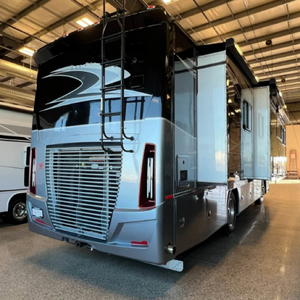 Autocaravana diésel de lujo clase A Allegros Red 360 33 AA de 2022, de segunda mano, con 4 extensiones laterales y interior residencial. - Product Image 2