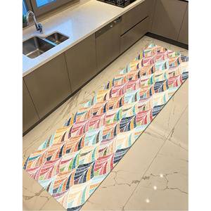 Tapis imprimé à motifs ethniques colorés : design moderne en chenille pour la décoration de la maison, tapis en velours - Product Image 4