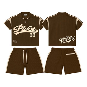 ชุดเสื้อยืดและกางเกงขาสั้นผ้าริบโพลีเอสเตอร์ยืดหยุ่น 230 GSM สีชมพู-ฟ้า พิมพ์ลายโลโก้แบบนุ่มนวล 2 ชิ้น - Product Image 4