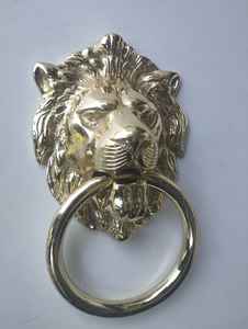 Timbre de Puerta de Latón Estilo León con Acabado en Polvo Negro, 7x4.25 Pulgadas, Metal Duradero para Hogar, Hotel, Villas, Empaquetado en Caja de Cartón - Product Image 2