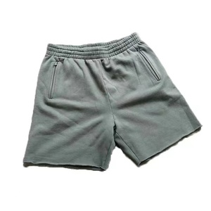 Ensemble pulls et shorts en molleton ample décontracté pour femmes survêtement deux pièces brodé avec cordon de serrage short épais pour femmes - Product Image 6