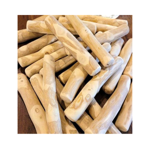 Mascotas perro masticar hueso de Madera Juguetes ecológicos Limpieza de dientes mascota masticar juguetes para perros de Vietnam para exportación - Product Image 1