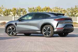 So NG L 2024-2025 EXCELENTE VEHÍCULO ELÉCTRICO DE CUATRIMOTRICES con Autonomía de 501-600 km y Potencia de 300 KW para Importación en Japón - Product Image 4