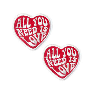 Écussons de vêtements en chenille tissée brodés personnalisés avec logo personnalisé en plastique PVC de haute qualité pour accessoires vestimentaires - Product Image 3