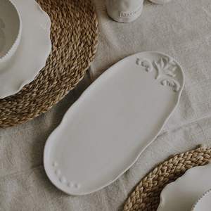 Solid <b>Ceramic</b> Serving <b>Platter</b> Tray With Raised Edges To Prevent Food Spills While Serving Guests - Product Image 6