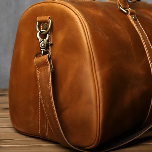 Custom Logo Genuine Leather Duffel Bag Travel Camping <b>Luggage</b> with Zipper Closure Reusable Manufacture Leather <b>Belt</b> - Product Image 3