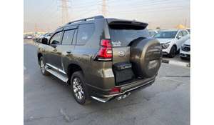 SUV 2022 AWD Sièges en cuir Régulateur de vitesse adaptatif Transmission automatique 5 places Caméra arrière 360° - Product Image 4