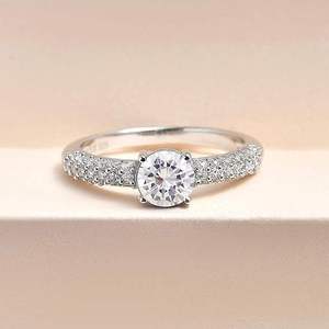 Bague de fiançailles romantique en or blanc massif 14 carats avec diamant de laboratoire et perle, plaqué rhodium, bijoux pour anniversaire de mariage et fête - Product Image 1