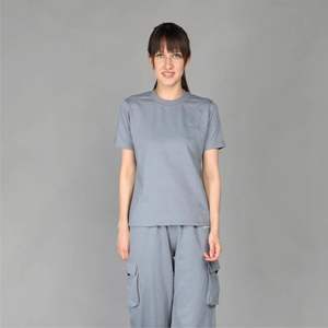 Ensemble coordonné chic pour femmes-Ensemble deux pièces assorti à la mode pour les occasions décontractées et formelles - Product Image 1