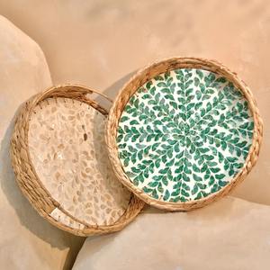 Ensemble de plateaux de service tressés à la main en jacinthe d'eau naturelle pour comptoir, étagère, organisateurs de table - Product Image 3