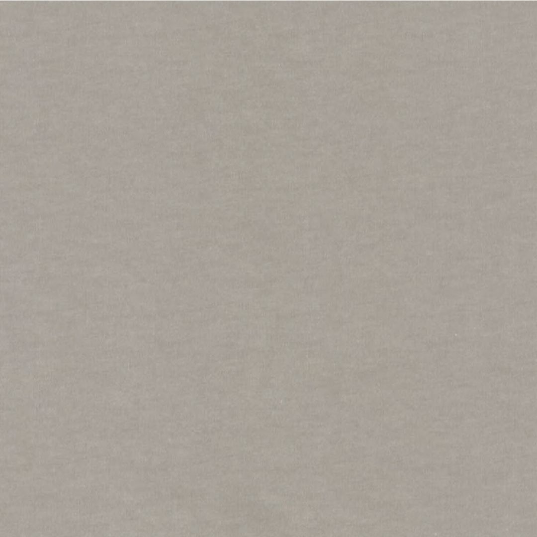 สีเทาเข้ม