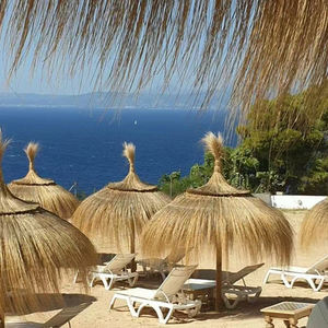 열대 티키 우산 독점 히트 핫 스타일 베트남 디자인 스타일 저렴한 천연 해초 초 지붕 우산 - Product Image 3