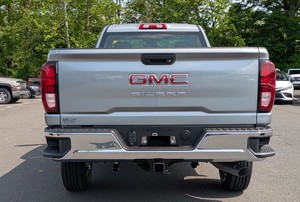2025 GMC Sierra 2500HD Pro 4WD LB แบบปกติพร้อมล้ออัลลอยด์เบาะหนังเริ่มต้นระยะไกลบลูทูธแอนดรอยด์ออโต้ - Product Image 3