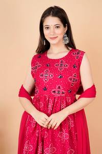 Magnifique Kurti en rayonne à motif peplum rose avec ensemble Sharara et Dupatta pour femmes et filles, Kurti brodé Palazzo - Product Image 2