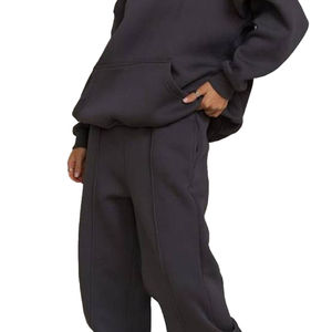 Survêtement pour femmes surdimensionné de haute qualité, personnalisable, séchage rapide, logo personnalisé et couleur unie, respirant - Product Image 3