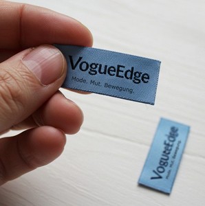 Etiquetas tejidas de Damasco de satén y tafetán de alta calidad, diseños personalizados para ropa de moda diaria, etiquetas de ropa a medida OEM/ODM - Product Image 4