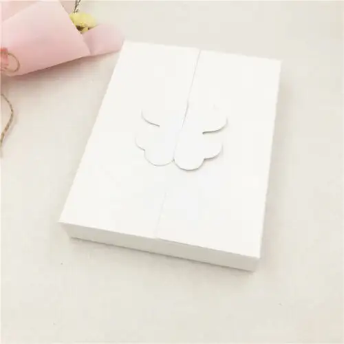 TH CB-155 Handmade White card paper Bouquet Box Mother's Day Wedding Gift Love Packaging paper box