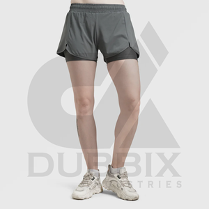 Pantalones cortos deportivos para mujer Fitness Short 100% poliéster personalizable Logo pegatina Color patrón diseño pantalones cortos para mujer - Product Image 1