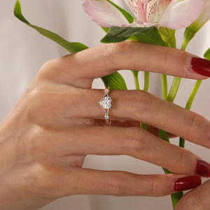 Jeulia Classic Heart Cut Split Shank Diamond Engagement <b>Ring</b> - Product Image 5