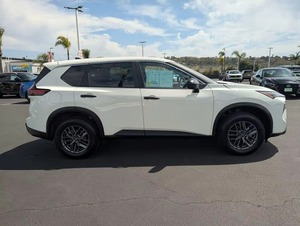 2024 Nissan Rogue S FWD certificado limpio y bastante usado RHD/LHD caja de cambios automática izquierda cuero oscuro Turbo eléctrico ACC - Product Image 6