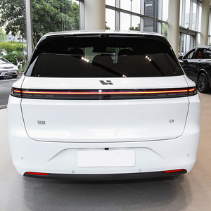 2025 Lixiang L6 Pro Max Coche eléctrico de largo alcance Híbrido 4WD 5 puertas SUV de 5 plazas Vehículo de nueva energía de rango extendido - Product Image 4