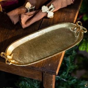 Plateau de service tendance en aluminium moulé, plat de service en métal - Product Image 1