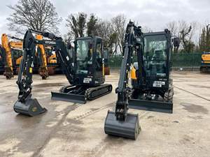 Nouvelles mini-pelles à moteur Kubota à vendre 1T, 2 tonnes, 3 tonnes excavatrices compactes à bas prix d'usine haute performance et durabilité - Product Image 5