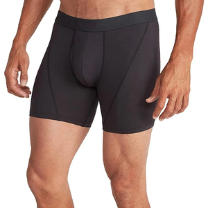 Short Vale Tudo confortable et doux à taille haute du fabricant pour hommes, vêtements d'arts martiaux MMA en vente - Product Image 3