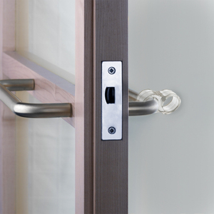 Fermaporta Traslucido per Maniglia (Confezione Blister da 4 Unità) - Product Image 5