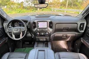 GMC SIERRA 1500 DENALI CREW CAB 4X4 2021 USADO, Volante a la Izquierda/Derecha - Product Image 5