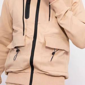 Chándal de invierno de secado rápido de diseño personalizado para hombre, conjuntos ecológicos transpirables a prueba de viento, ajuste cómodo, servicio OEM disponible - Product Image 4