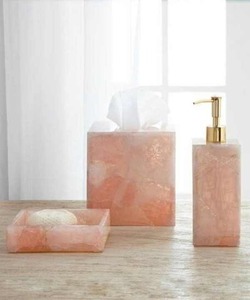 Ensemble d'accessoires de salle de bain en résine blanche de luxe 4 pièces Comprend un porte-brosse à dents Essentiels de la salle de bain - Product Image 2