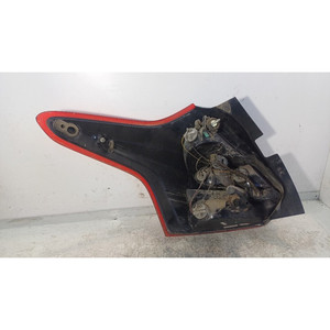 ไฟท้ายขวาฟอร์ด โฟกัส ซีดาน รุ่นที่ 5 1752204 T1DB (11>14) - Product Image 3