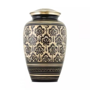 ทองคําดําทองเหลืองเผาศพ Urn & ของที่ระลึกมือแกะสลักคลาสสิกออกแบบอุปกรณ์ศพอนุสรณ์เถ้าความทรงจํา Urns สําหรับเถ้า - Product Image 6