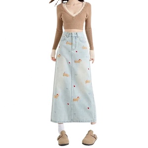 Nouveauté 2025 Short en jean unisexe mi-long pour homme, coupe slim, respirant, taille haute, style vintage, avec broderie de lévrier et bouton, automne - Product Image 1