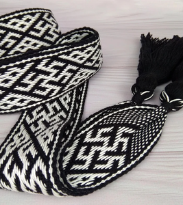 Ceinture en coton tissé à la main de style slave, noir et blanc, motif de fougère, accessoire de costume ethnique - Product Image 2