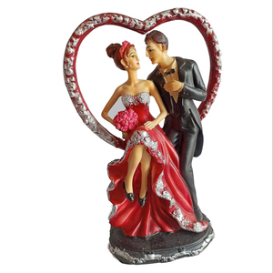 Escultura de resina hecha a mano moderna de 9 pulgadas en forma de corazón abstracto pareja romántica estatua de baile Día de San Valentín decoración de oficina en casa - Product Image 1