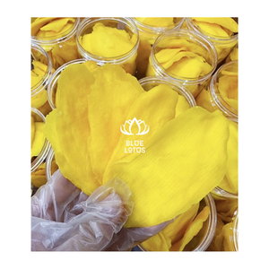 La collation douce à la mangue séchée soutient un mode de vie actif en fournissant de l'énergie rapide et une saveur tropicale douce pour la routine quotidienne - Product Image 1