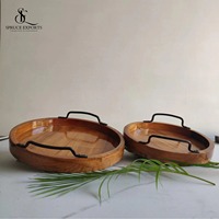 Plateau de service moderne en bois naturel pour hôtels, cafés, maisons, Diwali, Ramadan, mariages - Prix d'exportation depuis l'Inde