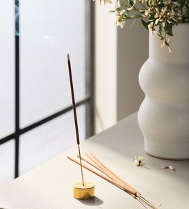 Varillas de Incienso de Tuberosa Natural Premium, 15 kg, Elija 5 Aromas, Masala Agarbatti de Larga Duración, Etiqueta Personalizada, Precio de Fábrica - Product Image 1