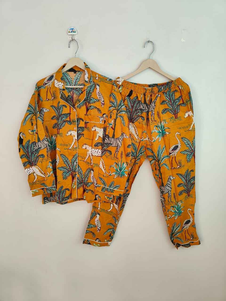 ดูภาพนี้